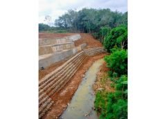 Proyek Talud Dapat Protes Keras, Pacu Krotroversi